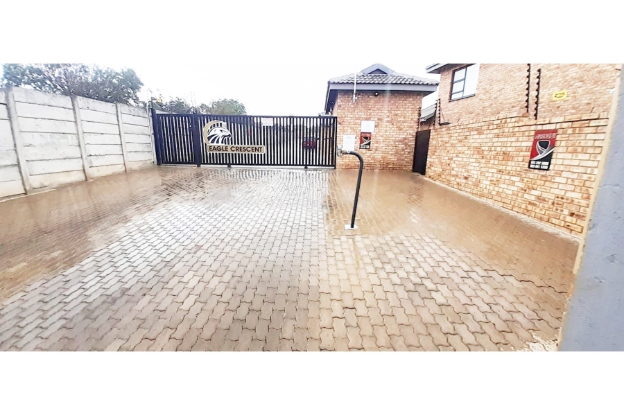 4 Bedroom Property for Sale in Ruimsig Gauteng