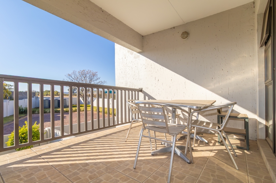 2 Bedroom Property for Sale in Sunninghill Gauteng
