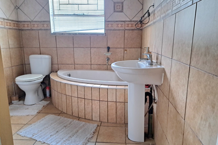 4 Bedroom Property for Sale in Parkrand Gauteng