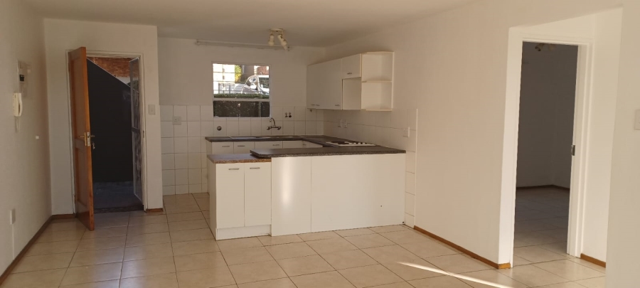 To Let 2 Bedroom Property for Rent in Kensington Gauteng