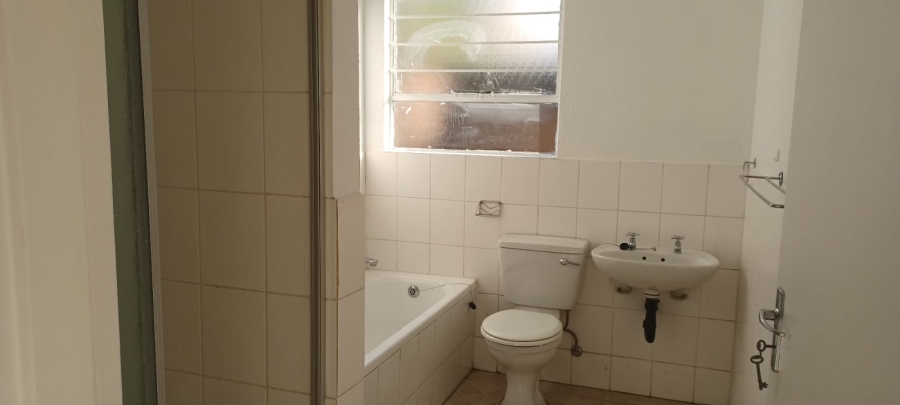 To Let 2 Bedroom Property for Rent in Kensington Gauteng