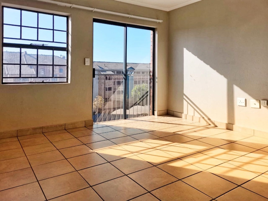 To Let 2 Bedroom Property for Rent in Montana Tuine Gauteng