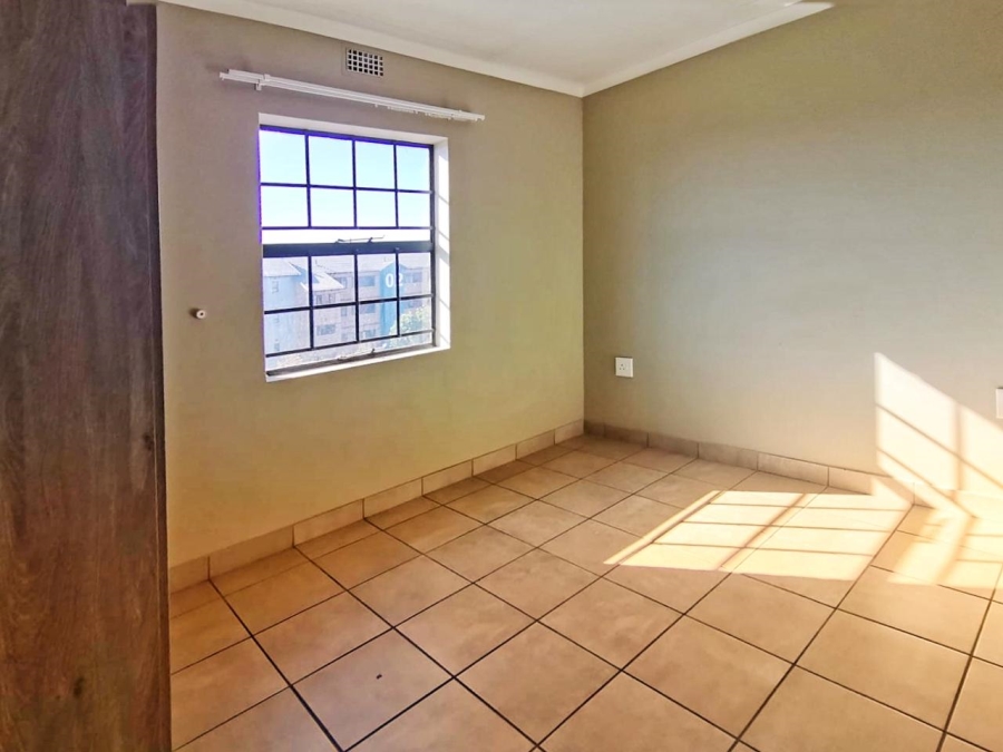 To Let 2 Bedroom Property for Rent in Montana Tuine Gauteng