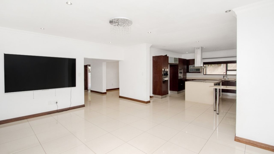 5 Bedroom Property for Sale in Carlswald North Estate Gauteng