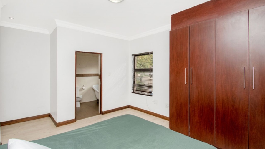 5 Bedroom Property for Sale in Carlswald North Estate Gauteng