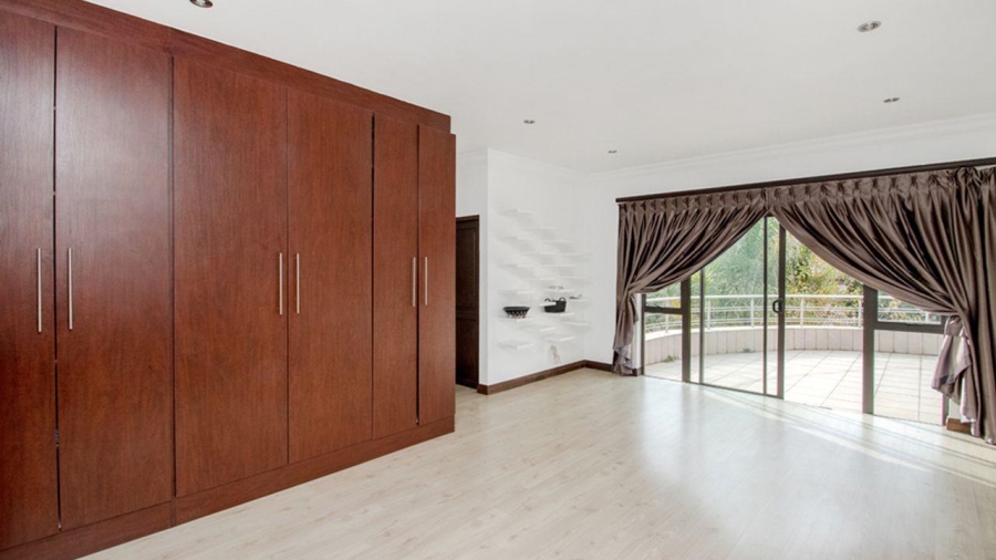 5 Bedroom Property for Sale in Carlswald North Estate Gauteng