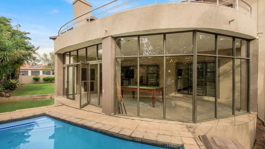 5 Bedroom Property for Sale in Carlswald North Estate Gauteng