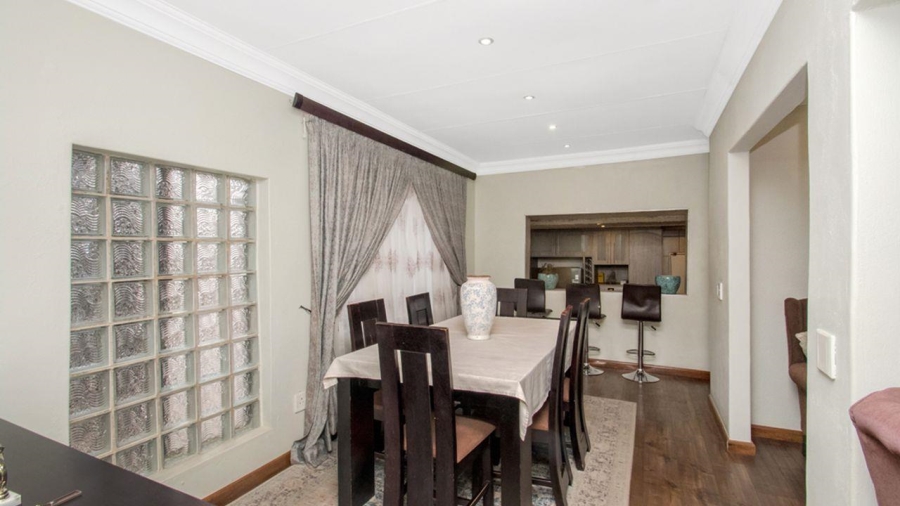 5 Bedroom Property for Sale in Country View Gauteng