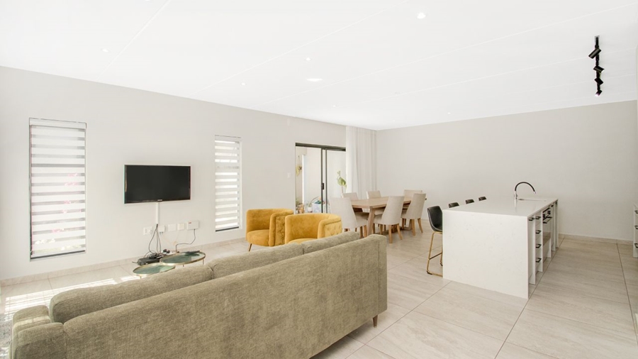 5 Bedroom Property for Sale in Kyalami Gauteng