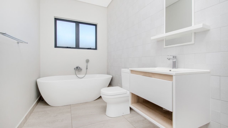 5 Bedroom Property for Sale in Kyalami Gauteng
