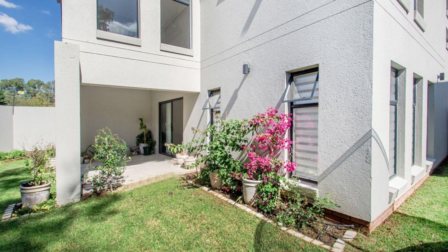 5 Bedroom Property for Sale in Kyalami Gauteng