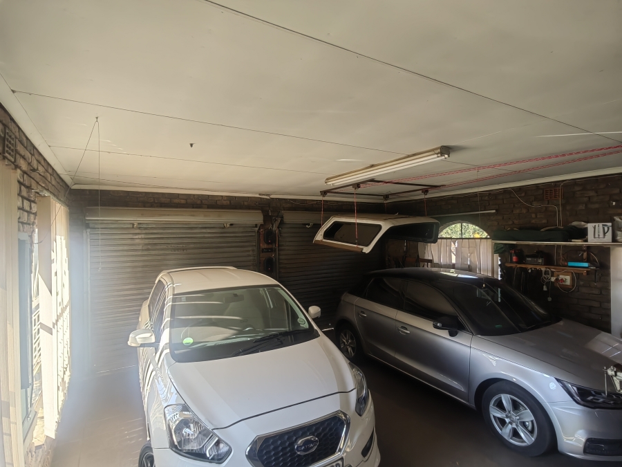 4 Bedroom Property for Sale in Ferryvale Gauteng