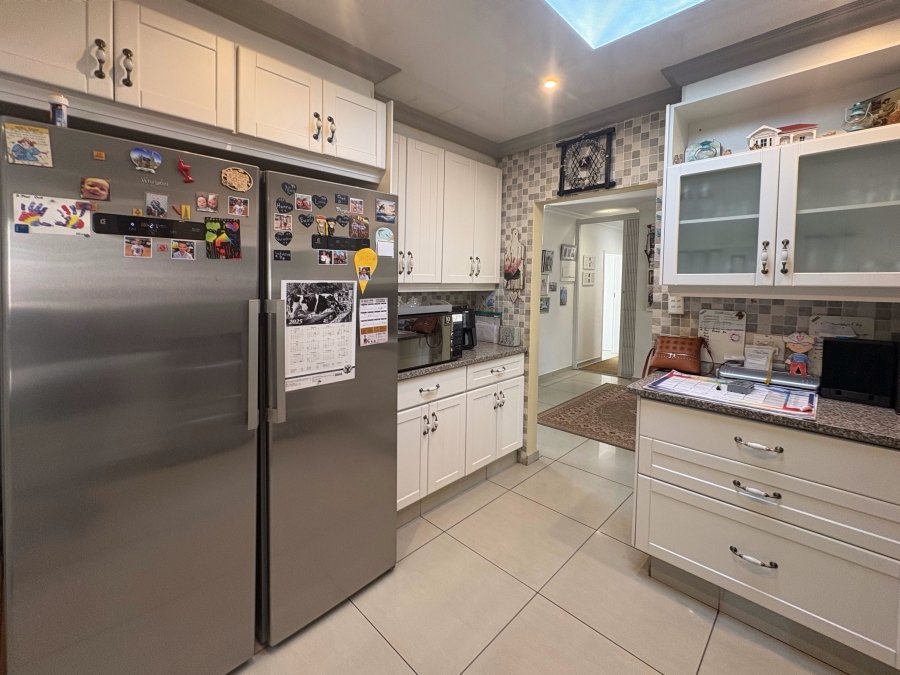 3 Bedroom Property for Sale in Wierda Park Gauteng