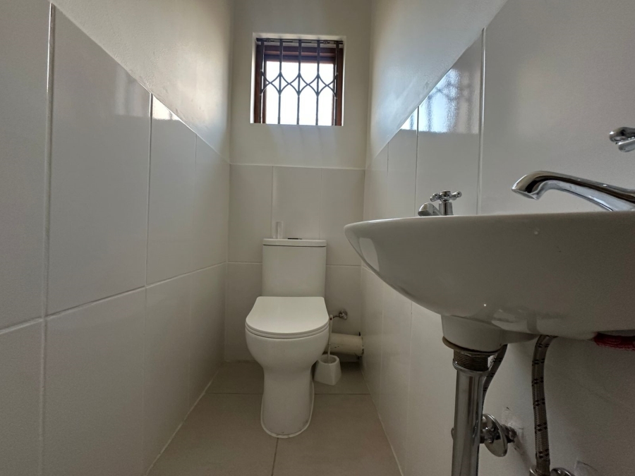 3 Bedroom Property for Sale in Monavoni Gauteng