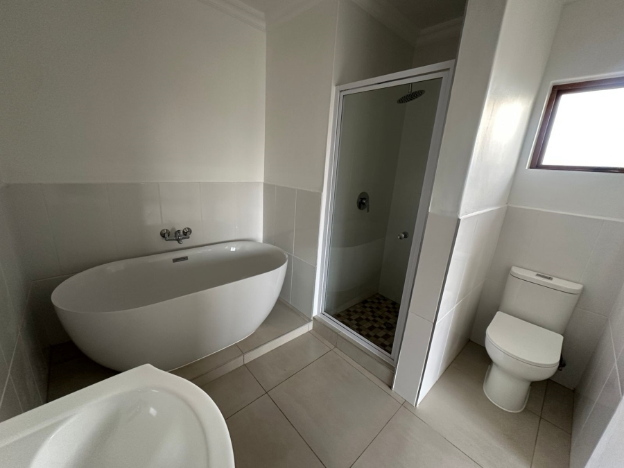 3 Bedroom Property for Sale in Monavoni Gauteng