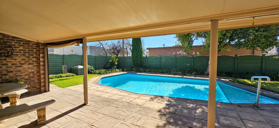 3 Bedroom Property for Sale in Three Rivers Gauteng