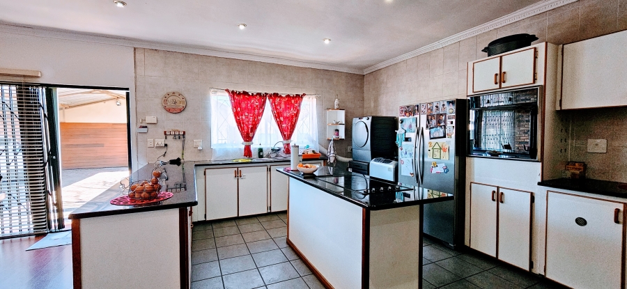 3 Bedroom Property for Sale in Three Rivers Gauteng
