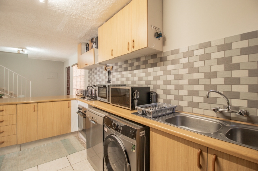 4 Bedroom Property for Sale in Moreleta Park Gauteng
