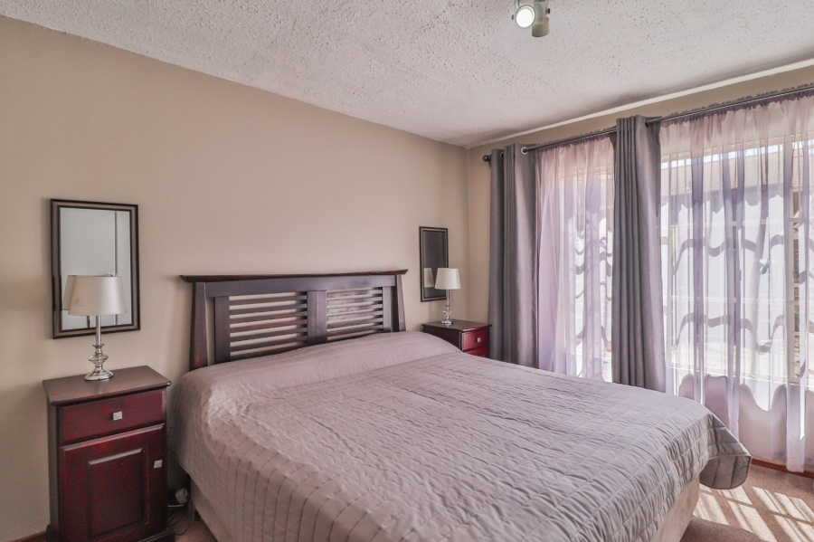 4 Bedroom Property for Sale in Moreleta Park Gauteng