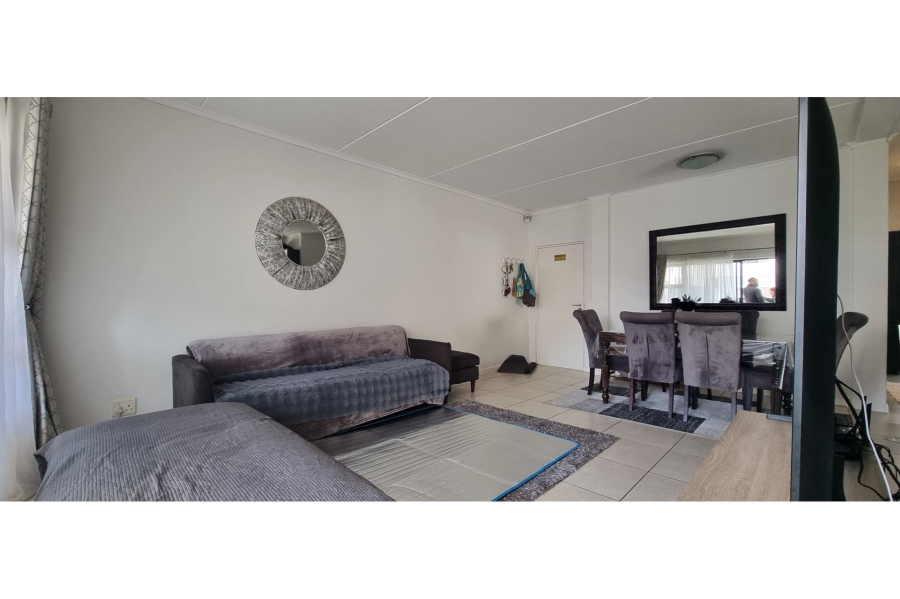 To Let 3 Bedroom Property for Rent in Greenstone Hill Gauteng