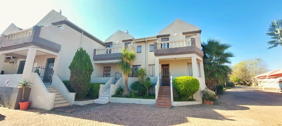 2 Bedroom Property for Sale in Halfway Gardens Gauteng
