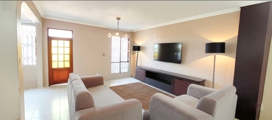 2 Bedroom Property for Sale in Halfway Gardens Gauteng