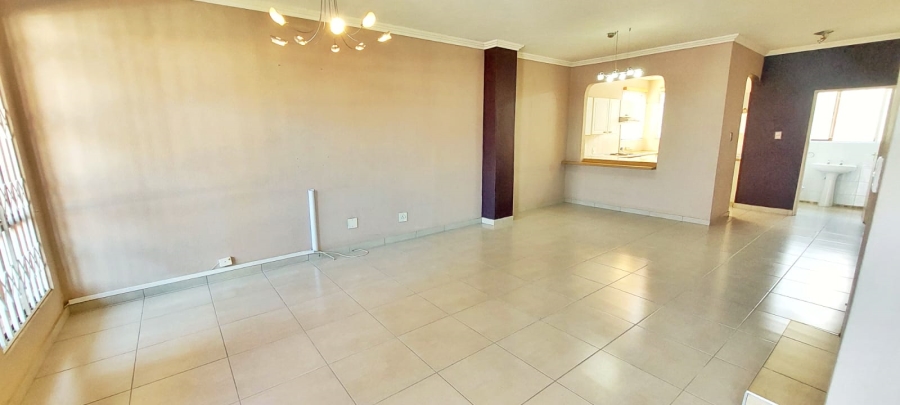 2 Bedroom Property for Sale in Halfway Gardens Gauteng