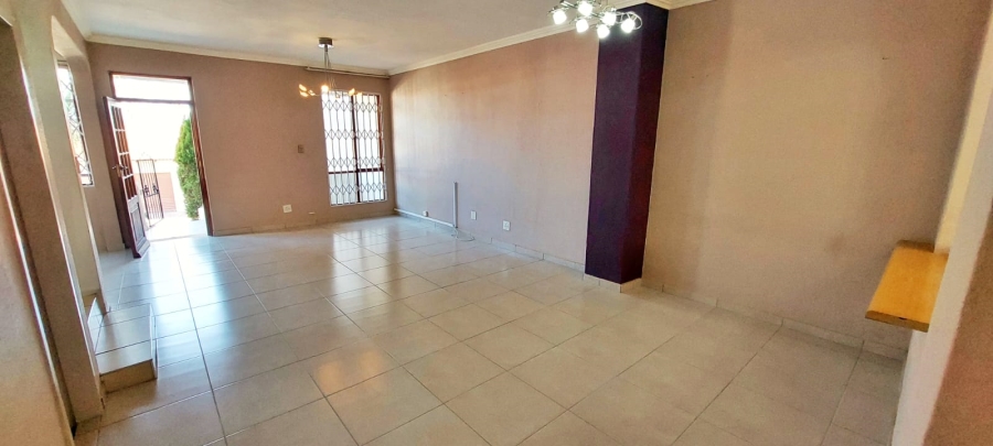 2 Bedroom Property for Sale in Halfway Gardens Gauteng