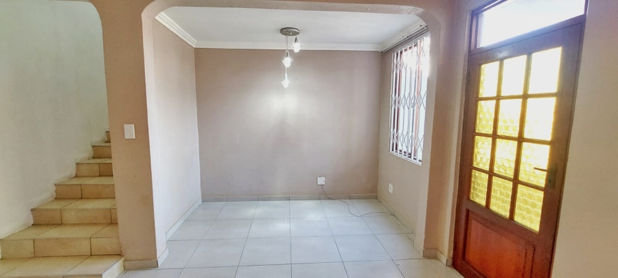 2 Bedroom Property for Sale in Halfway Gardens Gauteng