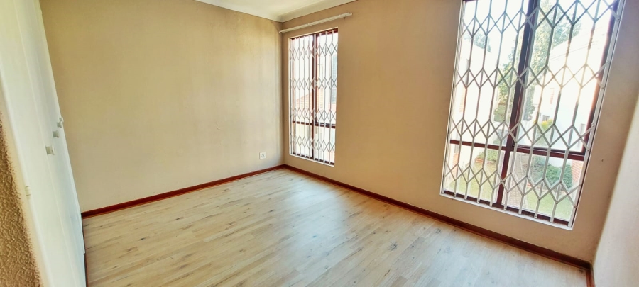 2 Bedroom Property for Sale in Halfway Gardens Gauteng
