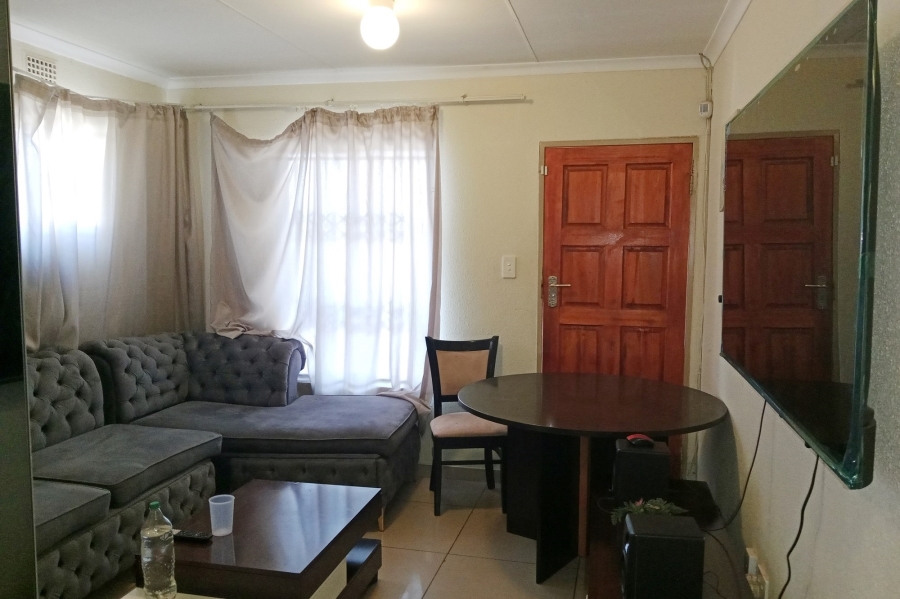 3 Bedroom Property for Sale in Rosslyn Gauteng