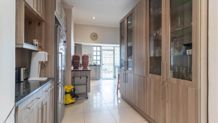 4 Bedroom Property for Sale in Sydenham Gauteng