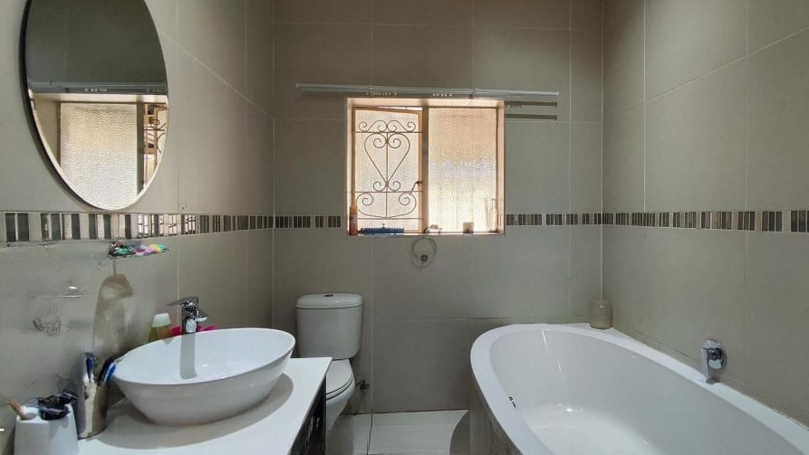 3 Bedroom Property for Sale in Selcourt Gauteng