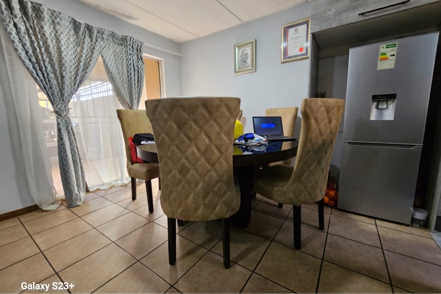 3 Bedroom Property for Sale in Annlin Gauteng