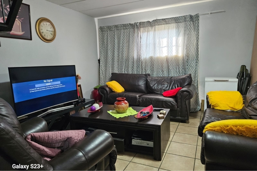 3 Bedroom Property for Sale in Annlin Gauteng