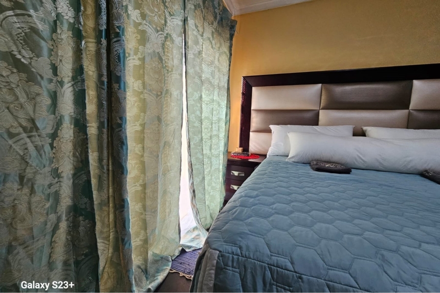 3 Bedroom Property for Sale in Annlin Gauteng