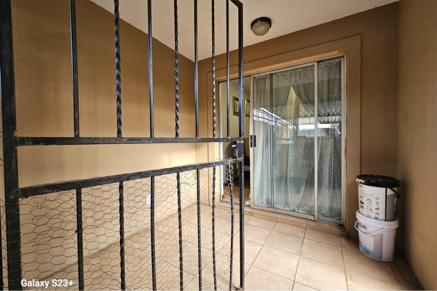 3 Bedroom Property for Sale in Annlin Gauteng