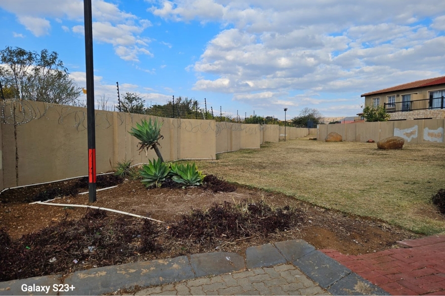 3 Bedroom Property for Sale in Annlin Gauteng