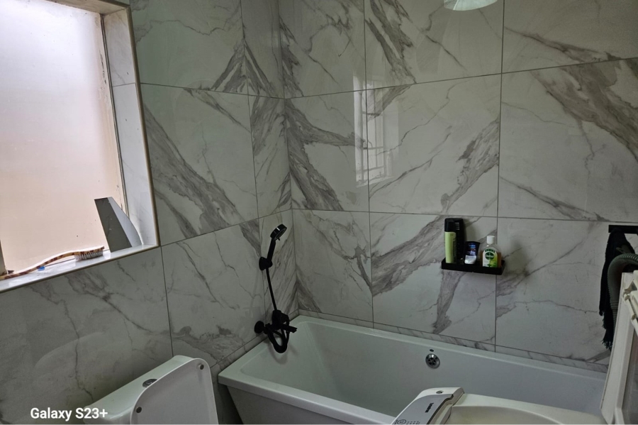 3 Bedroom Property for Sale in Annlin Gauteng