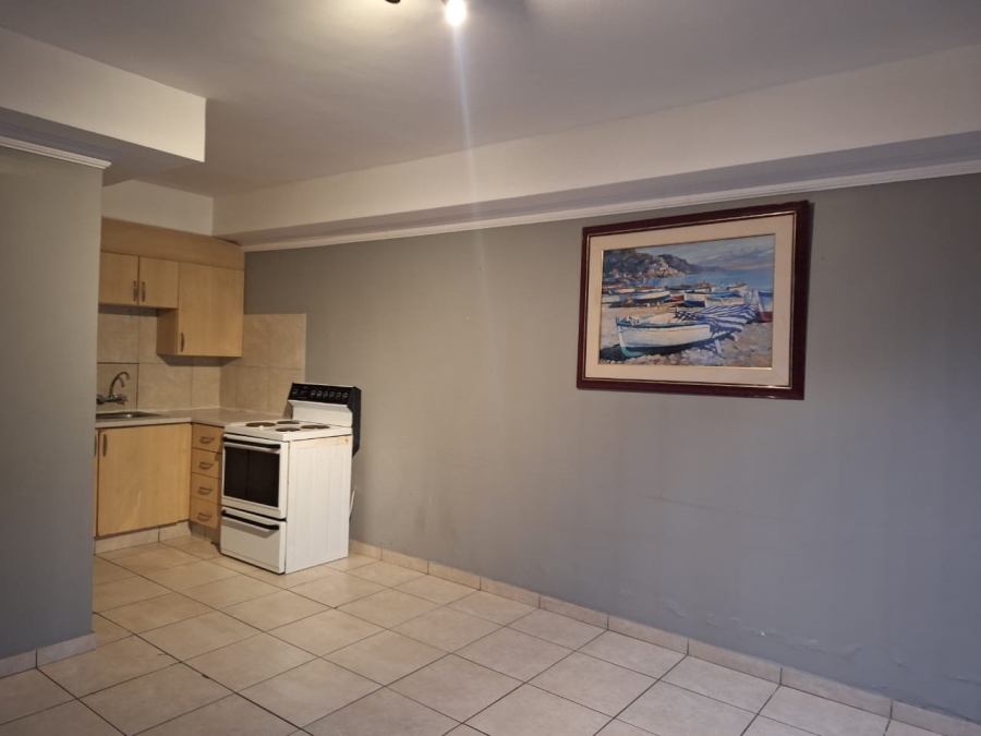 To Let 2 Bedroom Property for Rent in Primrose Hill Gauteng