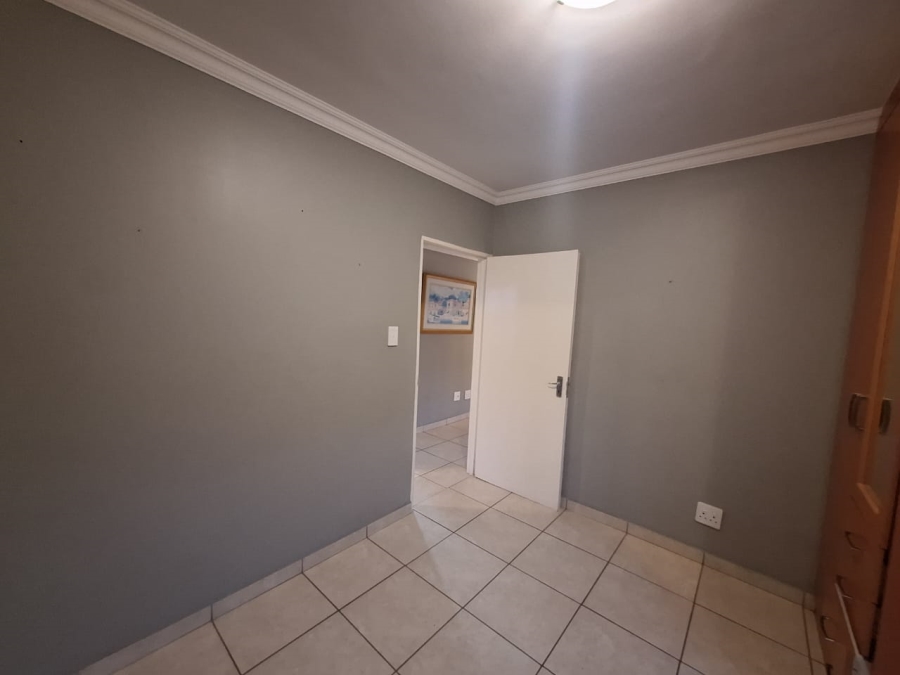 To Let 2 Bedroom Property for Rent in Primrose Hill Gauteng