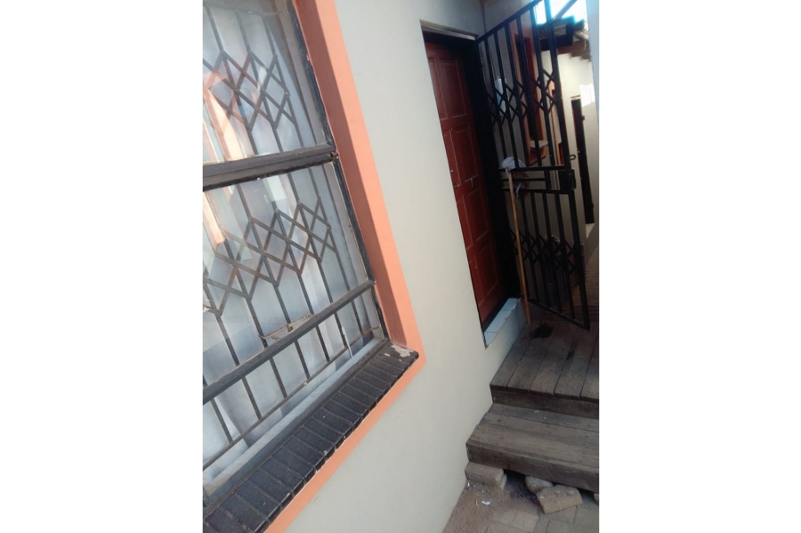 2 Bedroom Property for Sale in Mahube Valley Gauteng
