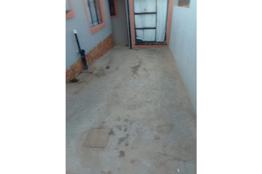 2 Bedroom Property for Sale in Mahube Valley Gauteng