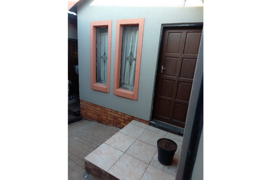 2 Bedroom Property for Sale in Mahube Valley Gauteng