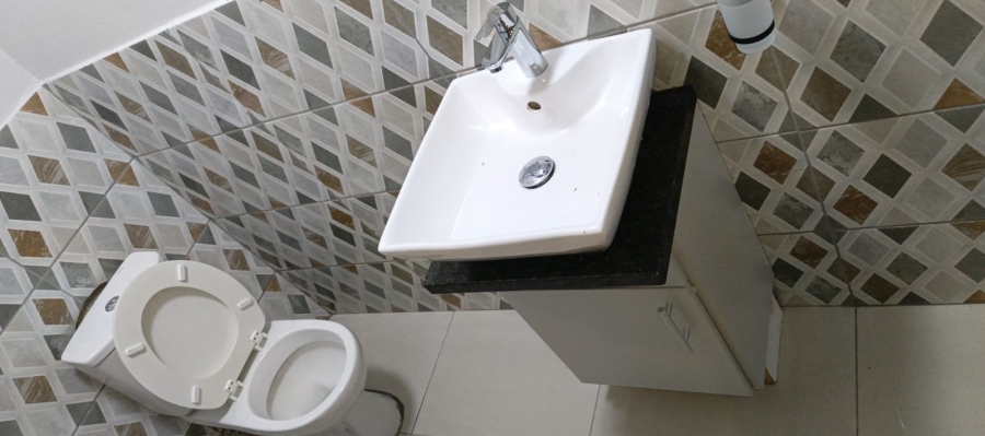 To Let 1 Bedroom Property for Rent in Highway Gardens Gauteng