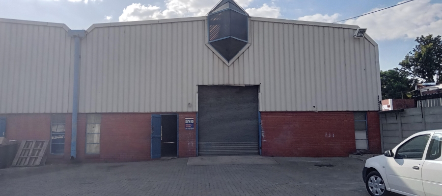 To Let commercial Property for Rent in Benrose Gauteng