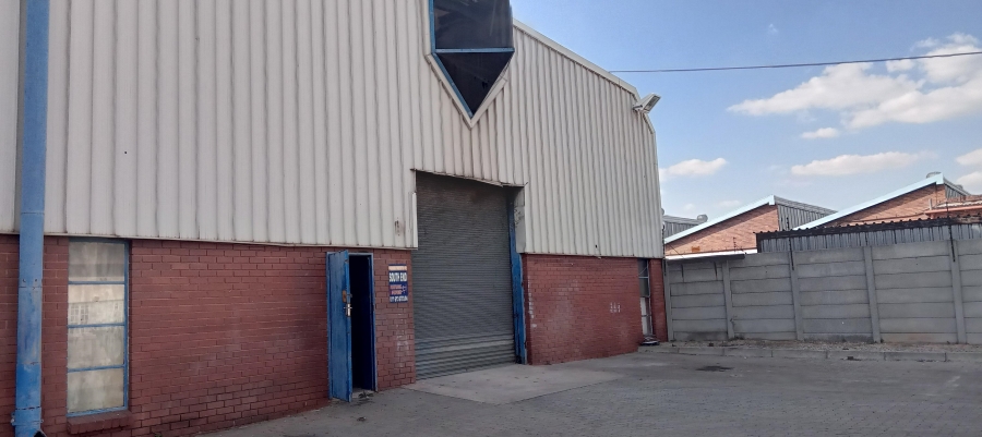 To Let commercial Property for Rent in Benrose Gauteng