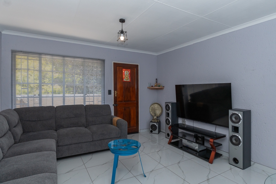 2 Bedroom Property for Sale in Eden Glen Gauteng