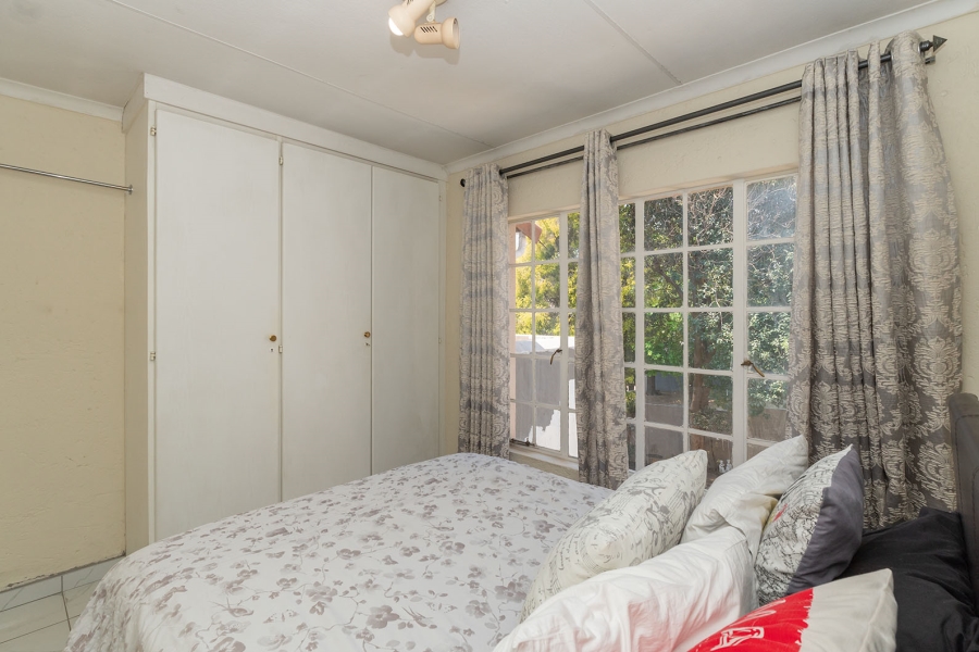 2 Bedroom Property for Sale in Eden Glen Gauteng