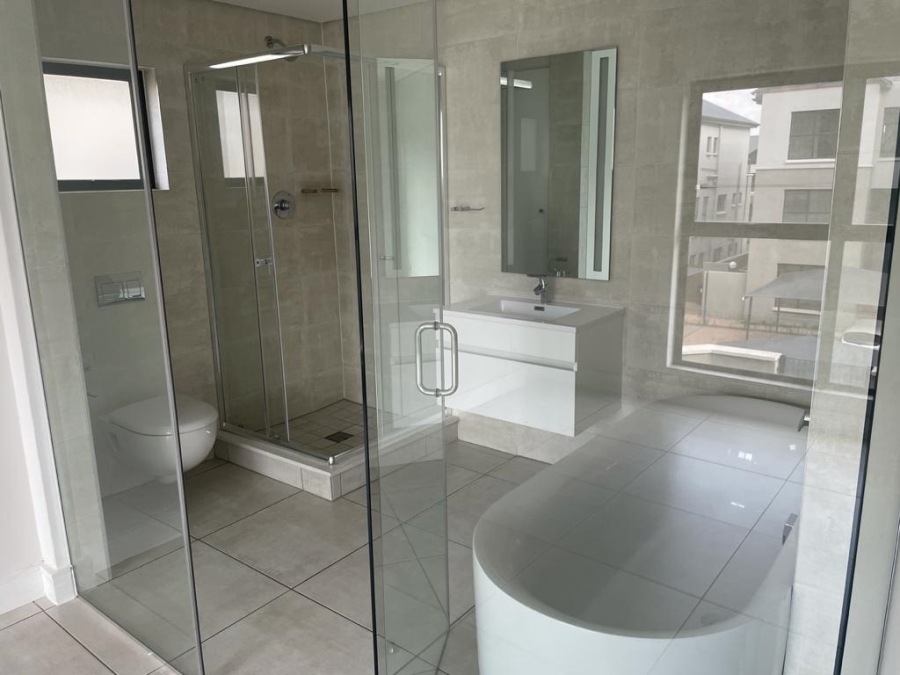 3 Bedroom Property for Sale in Waterfall Gauteng